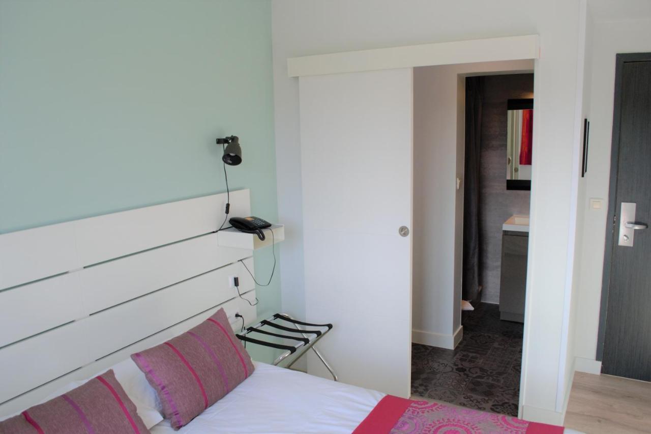 The Originals Boutique, Hotel Les Quatre Salines, Le Mont Saint-Michel Sud Roz sur Couesnon Bagian luar foto