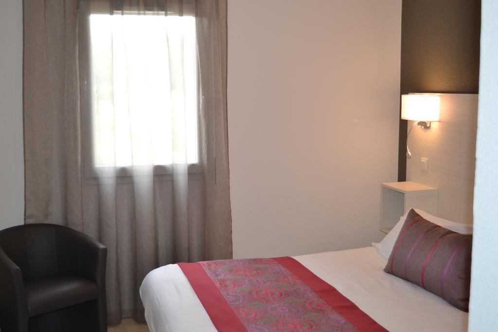 The Originals Boutique, Hotel Les Quatre Salines, Le Mont Saint-Michel Sud Roz sur Couesnon Bagian luar foto